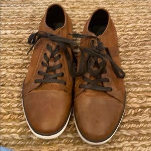 Kenneth Cole brown leather sneakers